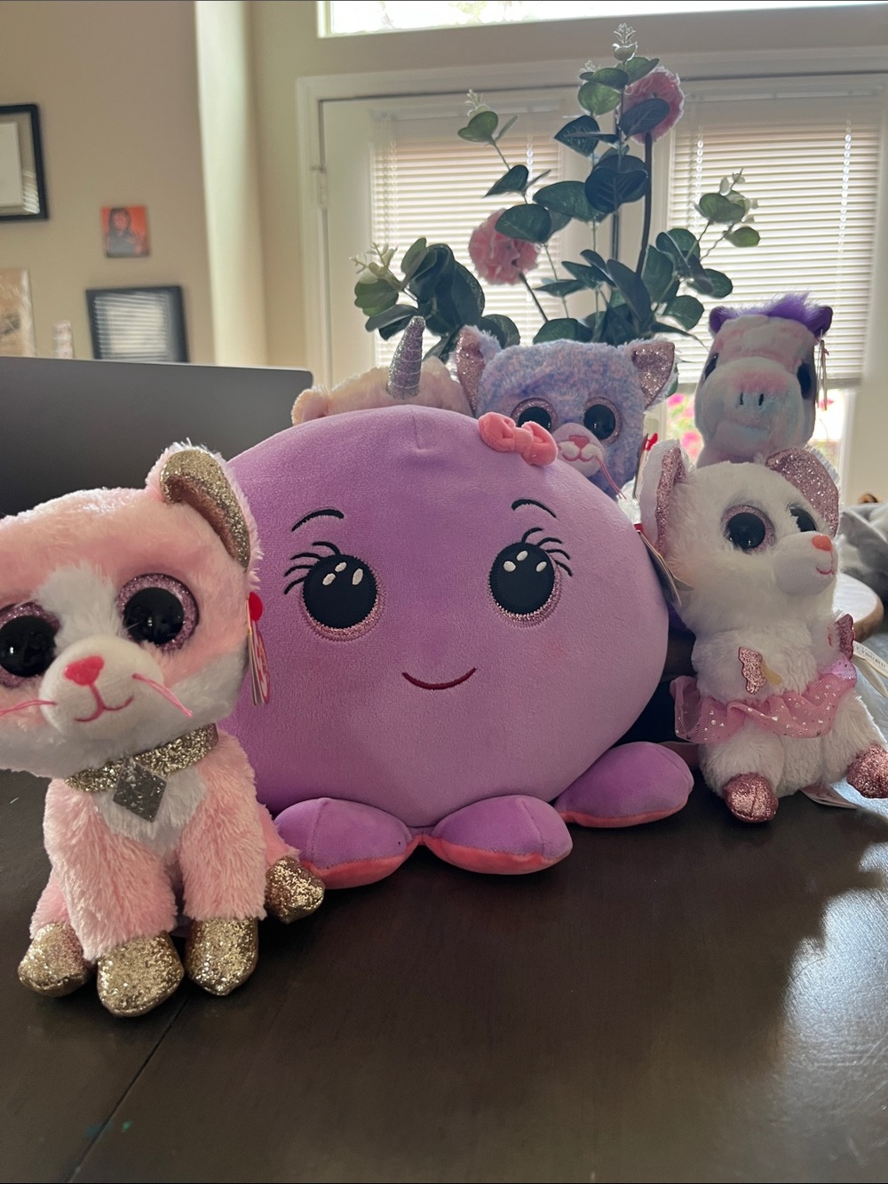Ty Purple Octopus Plush Toy - Cute Sparkle Accent with friends